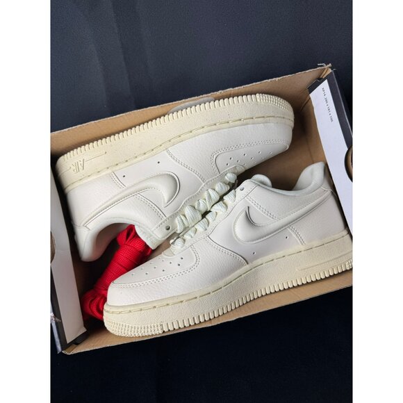 ❤️ H111 SIZE 6.5 WOMEN'S NIKE AF1 COCONUT MILK HF2014 101 - Picture 3 of 10